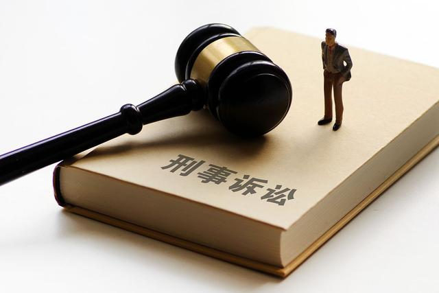 北大博士李扬律师：刑事案件家属一定要配合律师做的三件事